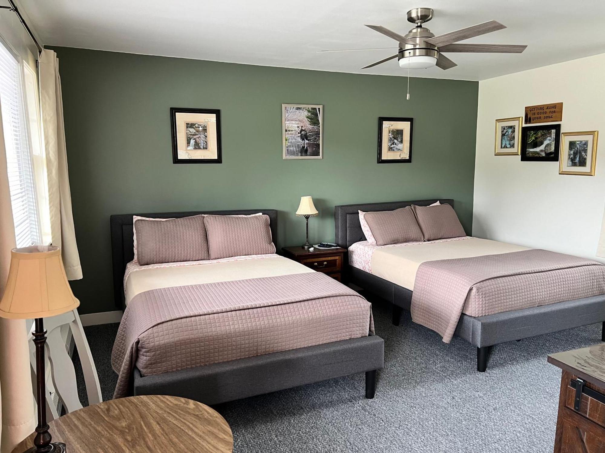 Profile Deluxe Motel Twin Mountain Esterno foto